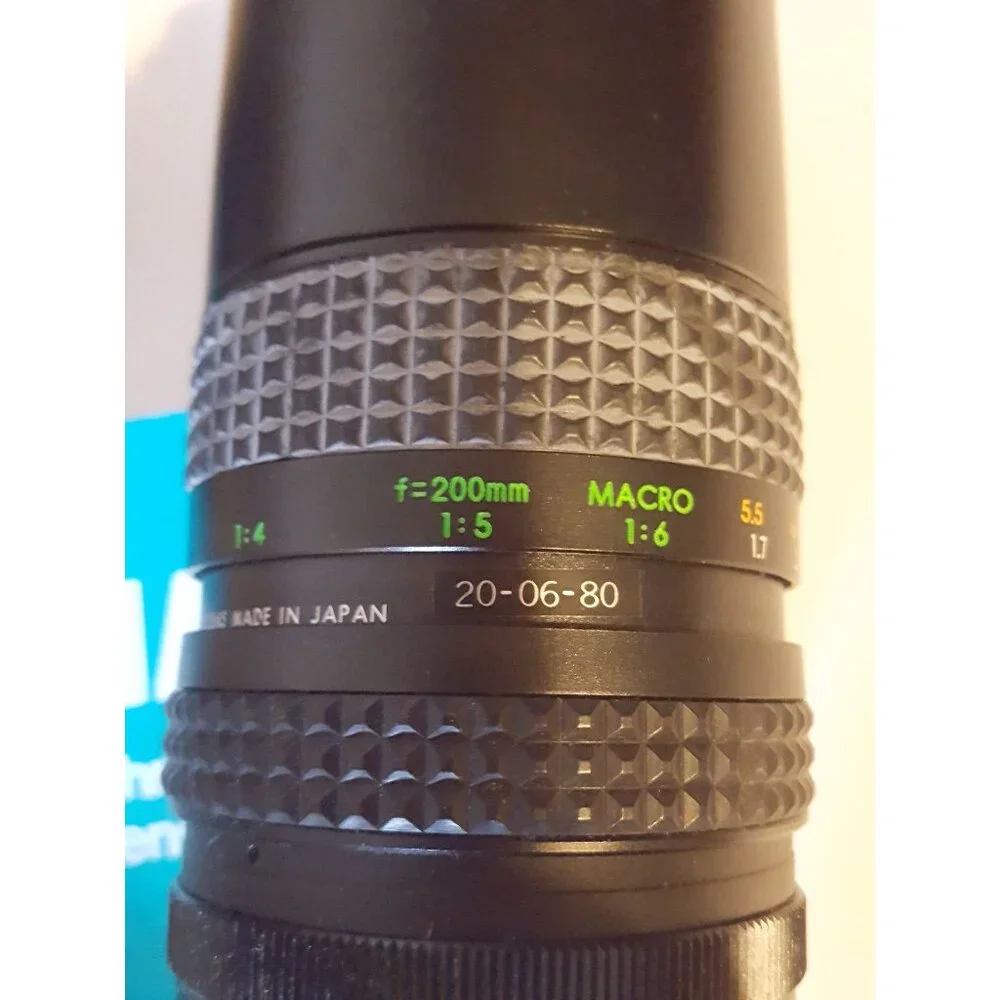 Focal 80-200mm Macro Focus Multi-Coated Automatic Diaphragm Zoom Lens Bag Lot